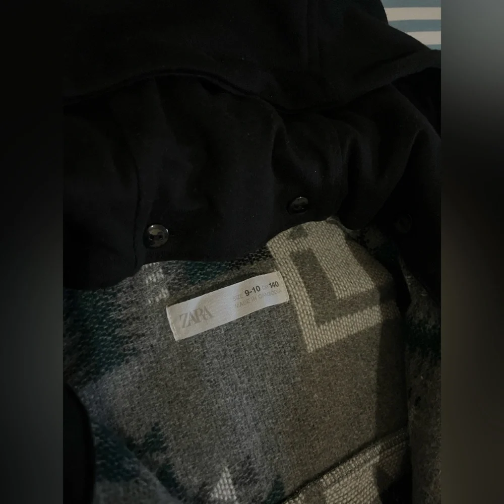 ZARA KIDS Geometric Pattern Jacket with Hood size 7-11. - Picture 7 of 7